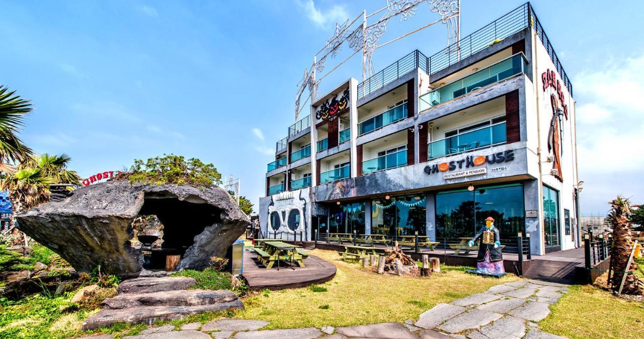 Ghost House Villa เมืองเชจู ภายนอก รูปภาพ