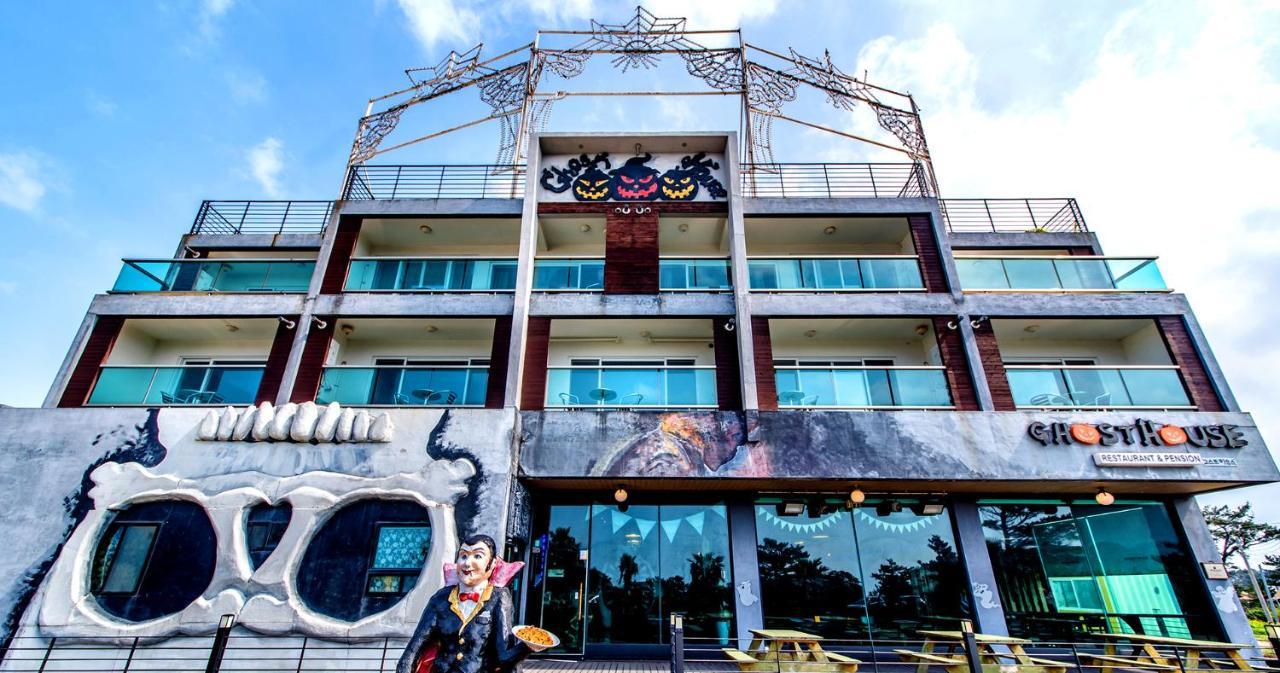 Ghost House Villa เมืองเชจู ภายนอก รูปภาพ
